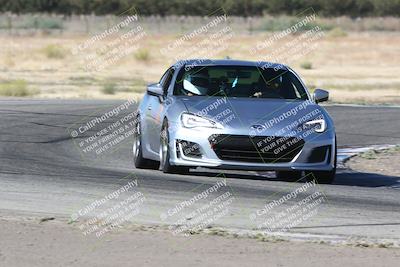 media/Sep-15-2024-Speed Ventures (Sun) [[7a54f7ed2f]]/Yellow Group/Session 1 (Outside Grapevine)/